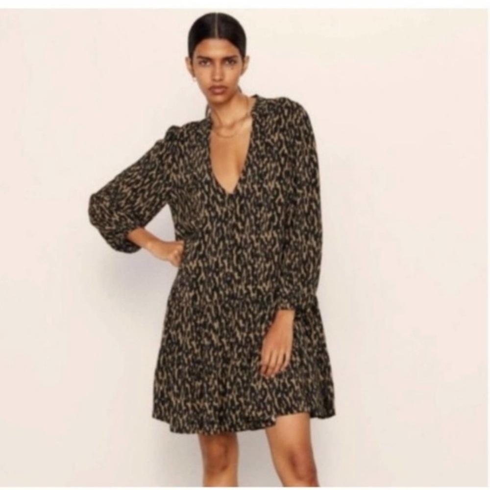 ⭐️PRICED TO SELL⭐️ ZARA Swing Mini Dress